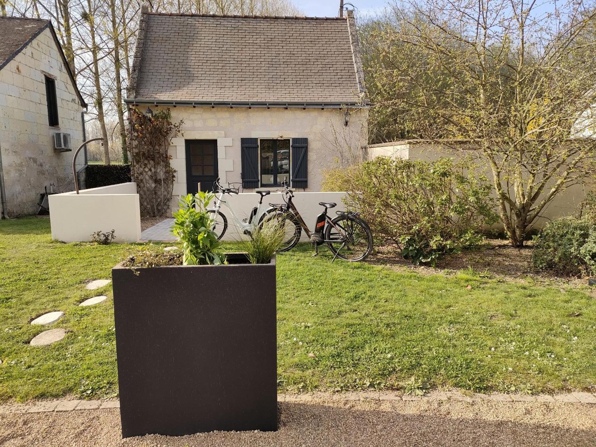 Villa Les Logis d Ussé à Rigny-Ussé Extérieur photo